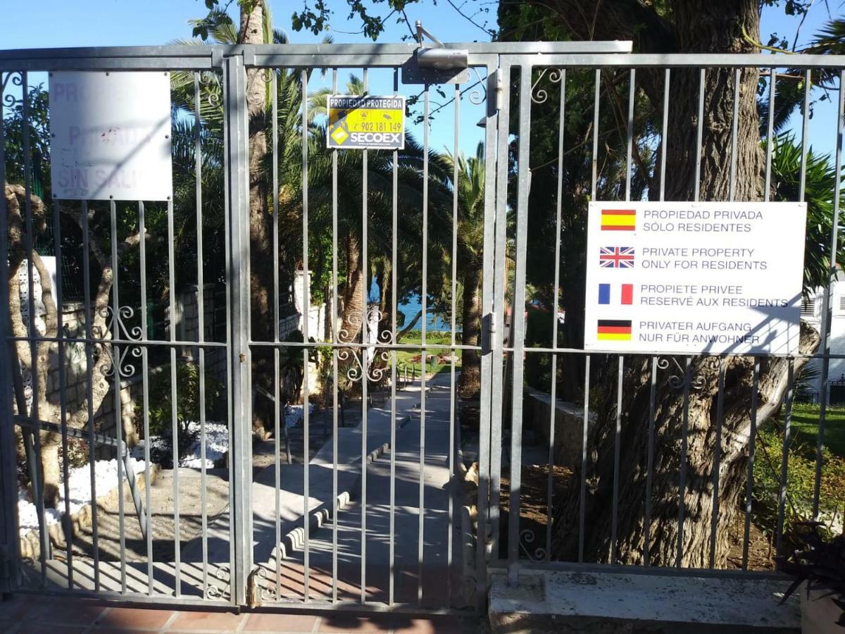 Nuevo Roca Chica, Primera Linea Playa,torremolinos Apartamento