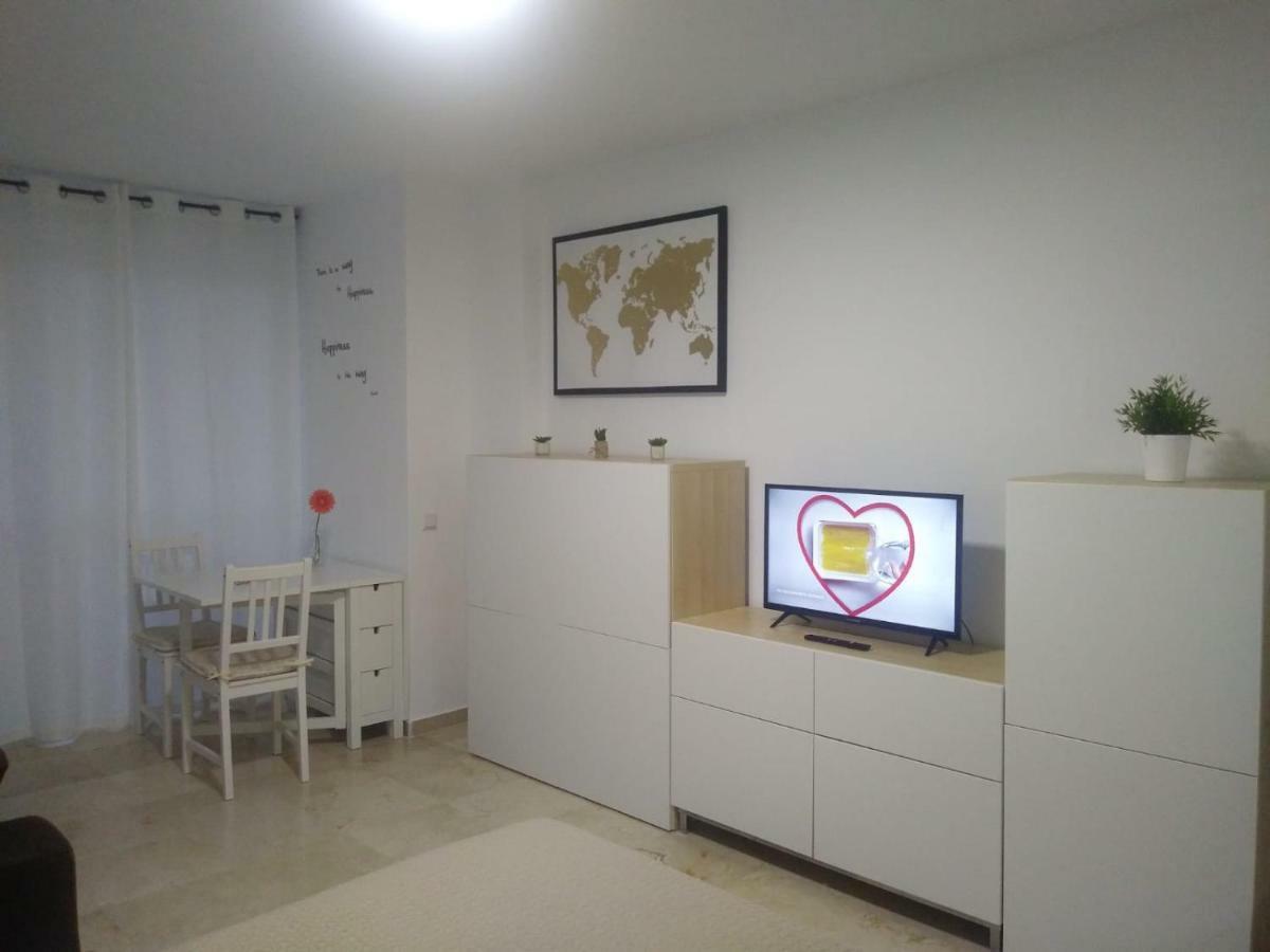 Nuevo Roca Chica, Primera Linea Playa,torremolinos Apartamento Torremolinos