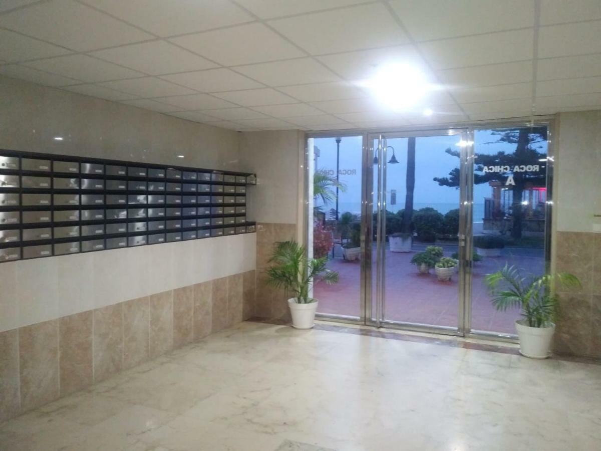 Nuevo Roca Chica, Primera Linea Playa,torremolinos Apartamento